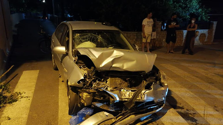 Μεθώνη: Αυτοκίνητο έπεσε σε καφετέρια και σκότωσε 53χρονο